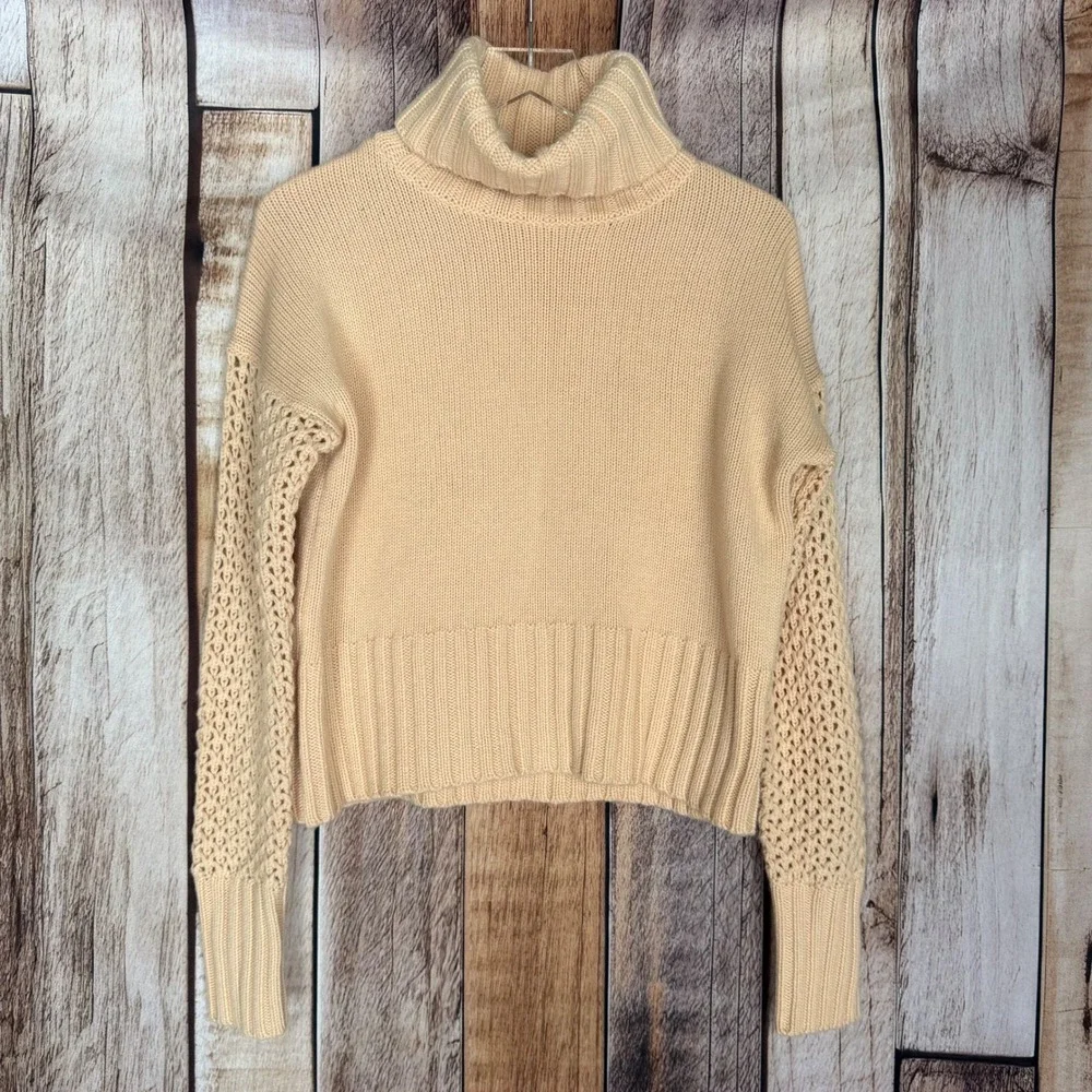 Athleta X Derek Lam Wool Cashmere Turtleneck Sweater Light Pink Cozy Winter Med‎